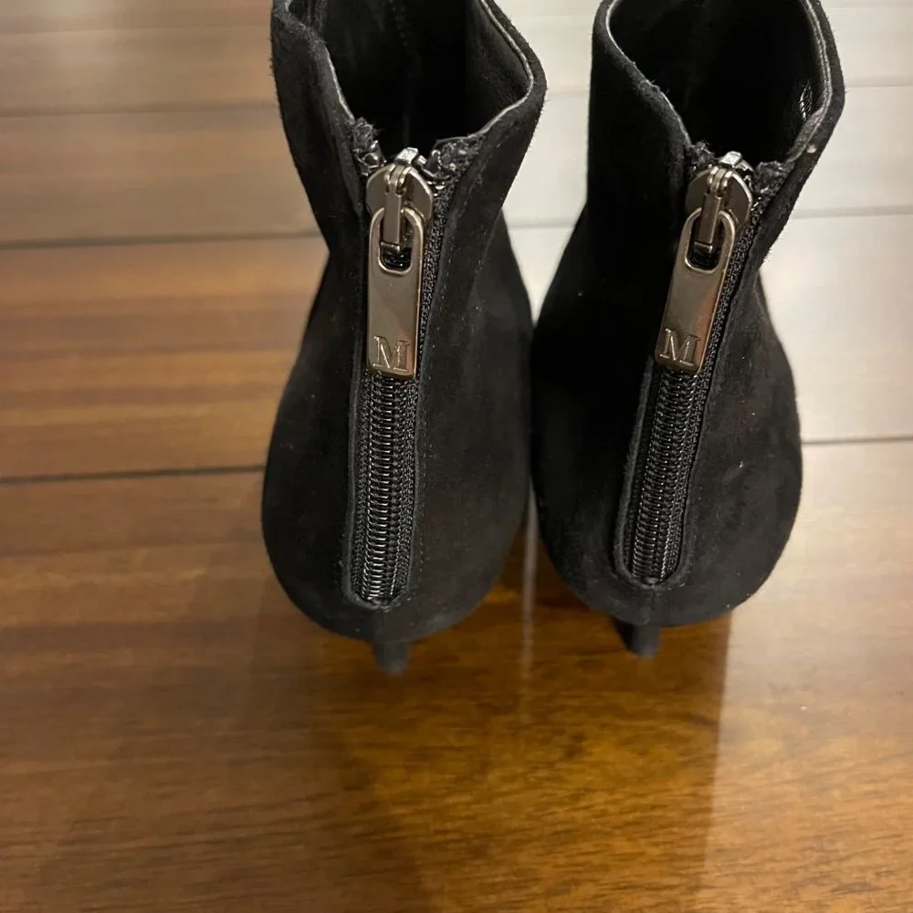 Bruno Magli Women's Leather Stilleto Bootie Heel size 7